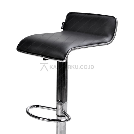 Kursi Bar Ergotec dengan desain modern, dilengkapi sistem hidrolik, footring, dan kaki berbahan chrome – tersedia di Kantorkudotcodotid.