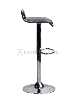 Kursi Bar Ergotec dengan desain modern, dilengkapi sistem hidrolik, footring, dan kaki berbahan chrome – tersedia di Kantorku.co.id.