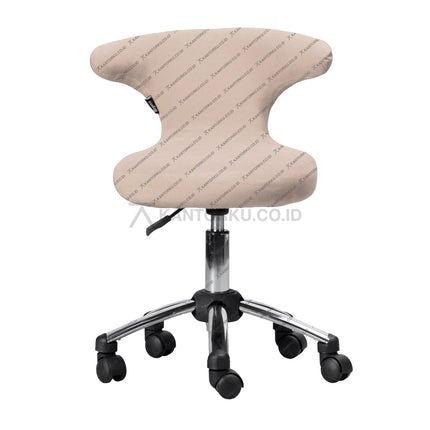 Ergotec 108S dengan penyesuaian tinggi duduk dan footring nyaman – hanya di Kantorku.co.id