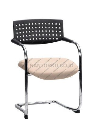 Black metal chair with beige cushion on a white background - Kursi Kantor Ergonomis - Kursi Kerja desain Minimalis - Kursi Staff - Kursi Karyawan - KURSI TANPA RODA - Kursi Hadap - Kursi Tunggu - Kursi Visitor - Kursi Meeting kursi Rapat - desain elegan harga ramah di kantong - ERGOTEC - KANTORKU