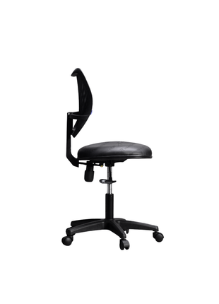 Kursi kantor elegan dengan kaki chrome berkilau dan fitur pengaturan posisi duduk yang fleksibel – KantorkuDotCoDotId