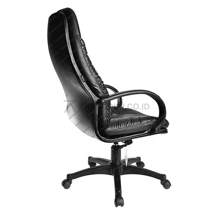 Kursi direktur kulit hitam bergaya minimalis Harold AATOS 900T kantorkudotcodotid