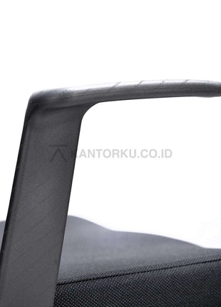 Kursi Kantor Ketua MC2101HRA