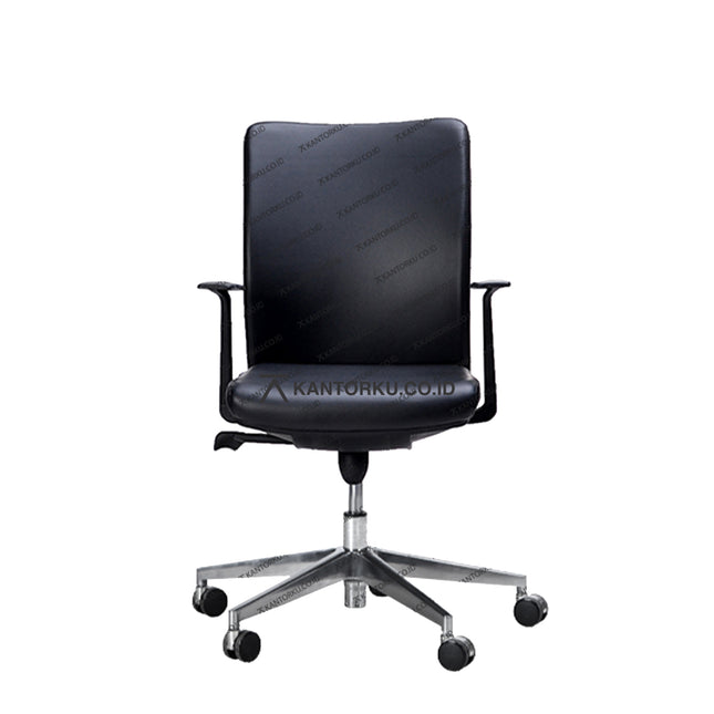 Desain ergonomis Kursi Indachi Aviero II dengan sandaran lengan nyaman untuk ruang kerja modern dari Kantorku.