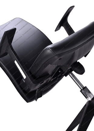 Indachi Aviero II kursi kantor elegan dengan rangka nylon kuat dan fitur ergonomis premium di Kantorku.