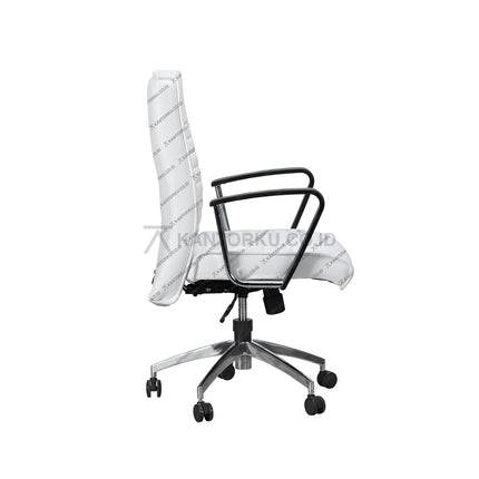 Kursi Kantor warna Putih cocok digunakan sebagai kursi rapat, kursi pimpinan, kursi direktur, kursi manajer, kursi eselon, maupun kursi eksekutif. Dengan desain elegan dan harga yang sangat ramah di kantong - SAVELLO BRAVO - KANTORKU