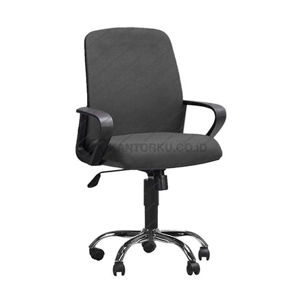 Black office chair on a white background Kursi Kantor ergonomis cocok digunakan sebagai kursi rapat, kursi pimpinan, kursi direktur, kursi manajer, kursi eselon, kursi eksekutif. desain elegan harga ramah di kantong - Savello - KANTORKU