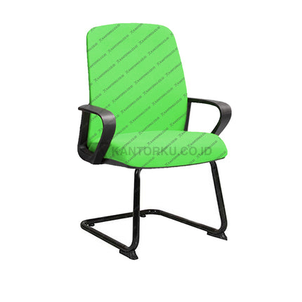 Green office chair with black frame on a white background SAVELLO CALIBRA Kursi Kantor ergonomis cocok digunakan sebagai kursi rapat desain elegan harga ramah di kantong - Savello - KANTORKU