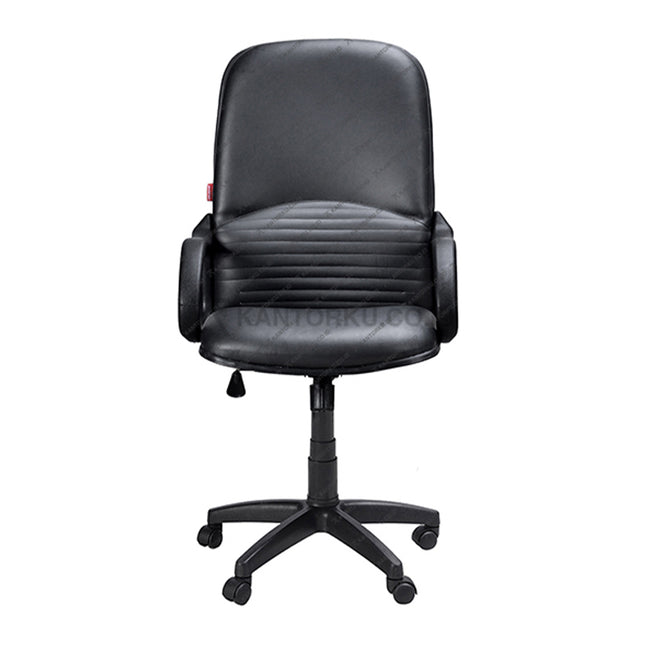 Black office chair on a white background Kursi kerja Chairman camaro EC700