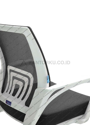 Casova I WCR, kursi modern bergaya elegan dengan opsi warna beragam hanya di KANTORKU.CO.ID