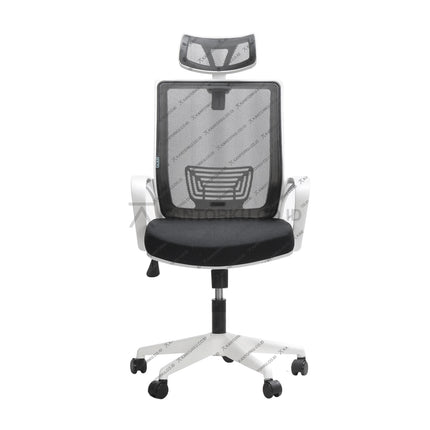 Kursi hadap Catier I WFW dengan rangka kaki cantilever kokoh dan dudukan empuk – tersedia di Kantorku.co.id.