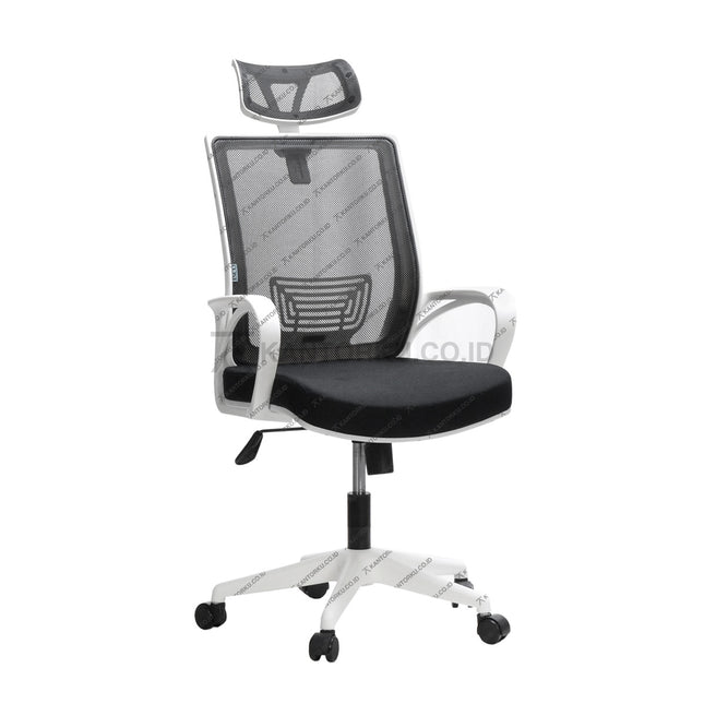 Kursi tamu kantor Catier I WFW ergonomis, sandaran jaring, dan rangka besi chrome – Kantorku.co.id.