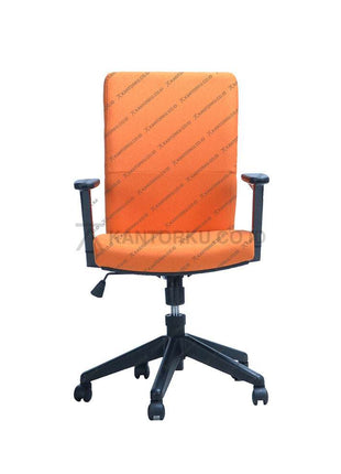 Kursi Kerja ergonomis kursi Manajer desain Minimalis berwarna ORANGE dengan sandaran dan roda - SAVELLO COMBI - KANTORKU
Kursi kerja ergonomis dengan desain modern