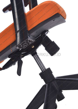 Kursi Kerja ergonomis kursi Manajer desain Minimalis berwarna ORANGE dengan sandaran dan roda - SAVELLO COMBI - KANTORKU
