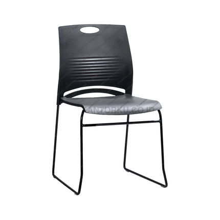 Kursi kerja Ergotec dengan dudukan plastik nyaman dan rangka baja kokoh dari kantorku.co.id