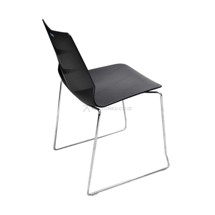 kursi serbaguna ergonomis Ergotec untuk meeting dan training