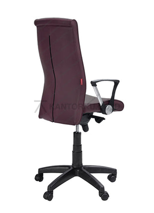 Mengutamakan estetika desain, ergonomi, dan kualitas kursi, Chairman hadir untuk memberikan kenyamanan bagi penggunanya. Fasilitas produksi modern yang berlokasi di Jakarta telah menghasilkan ratusan desain unik guna memenuhi kebutuhan pasar yang beragam. kursi kantor berkualitas dengan garansi 2 tahun*. best seller kursi kantor chairman FLEK EC10 ada di kantorku