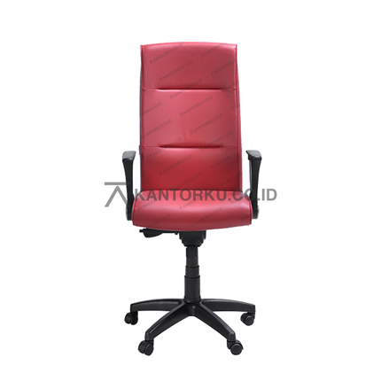 kursi kerja klasik dengan sandaran tinggi dan desain elegan — kantorku
