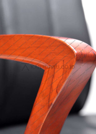 Kursi Rapat Pimpinan - Kursi Direktur - Kursi Manajer - Kursi Eselon - Kursi Eksekutif. Kursi Pimpinan, Desain Elegan Harga Murah, Kursi Kantor Ergonomis - Kursi Kerja Desain Minimalis - Kursi Dengan Roda , Kursi Dengan Sandaran Lengan, Dan Hidrolik - Ergotec - Kantorku