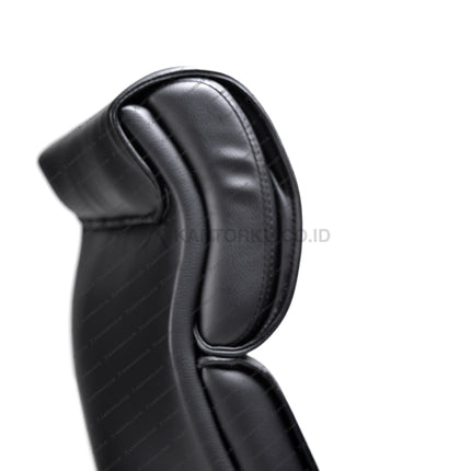 Black car interior component on a white backgroundKursi Rapat Pimpinan - Kursi Direktur - Kursi Manajer - Kursi Eselon - Kursi Eksekutif. Kursi Pimpinan, Desain Elegan Harga Murah, Kursi Kantor Ergonomis - Kursi Kerja Desain Minimalis - Kursi Dengan Roda , Kursi Dengan Sandaran Lengan, Dan Hidrolik - Ergotec - Kantorku