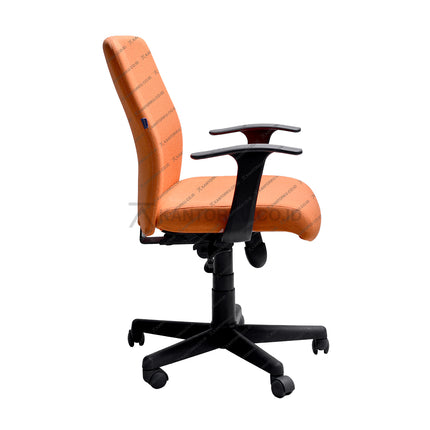 Gambar kursi kerja Gresco GC 202 M modern dengan tilting control, produk KANTORKU.CO.ID.