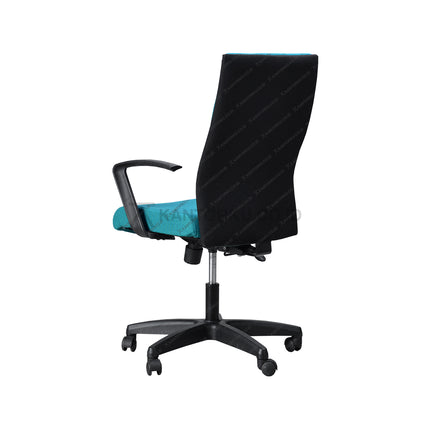 Kursi kantor Gresco GC302H ergonomis dengan sandaran lengan yang mendukung postur sehat – produk resmi dari KANTORKU.