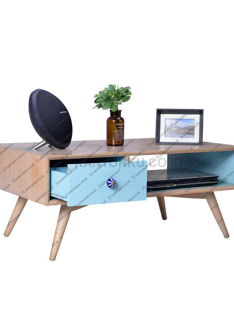 Meja TV kayu jati minimalis dengan laci penyimpanan elegan – kantorku