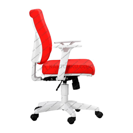 Kursi kantor Savello ergonomis dengan frame putih dan material berkualitas tinggi Kantorkudotcodotid