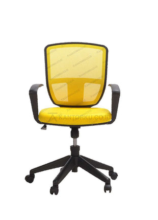 Kursi staf Savello ergonomis dengan desain minimalis dan fitur tilting control Kantorku