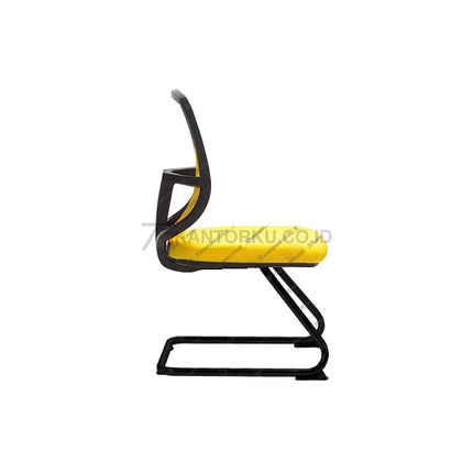 Kursi Savello Inspira V dengan desain ergonomis dan kaki cantilever kokoh berwarna hitam Kantorkudotcodotid