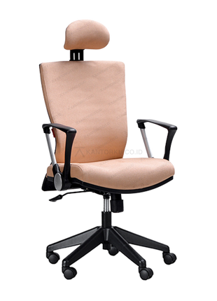 Kursi kantor Chairman Jewel MC 3401 dengan sandaran tinggi dan headrest nyaman Tersedia di Kantorku.co.id