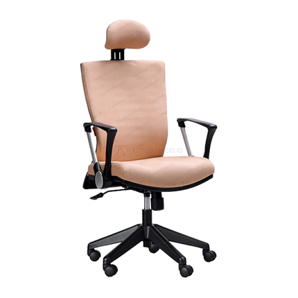Kursi kantor Chairman Jewel MC 3401 dengan sandaran tinggi dan headrest nyaman Tersedia di Kantorku.co.id