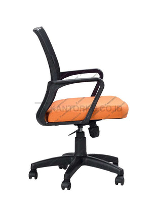 Kursi STAFF sandaran jaring dengan desain Minimalis Minimalis - Kursi Kantor Ergonomis - Kursi Kerja desain Minimalis - Kursi Karyawan - subaru KATO - KANTORKU