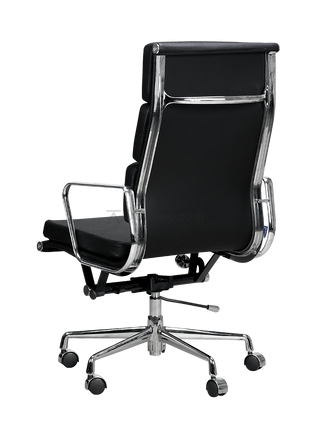 Kursi direktur Indachi rangka aluminium kokoh dan sandaran tangan nyaman Tersedia di Kantorku