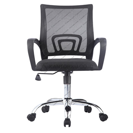 Kursi Kantor Lunar KJM03 dengan kaki chrome mengkilap dan desain elegan – KANTORKU