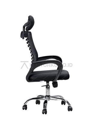 Kursi Kantor Lunar KM700 dilengkapi kaki chrome mengkilap dan stylish – KANTORKUDOTCODOTID
