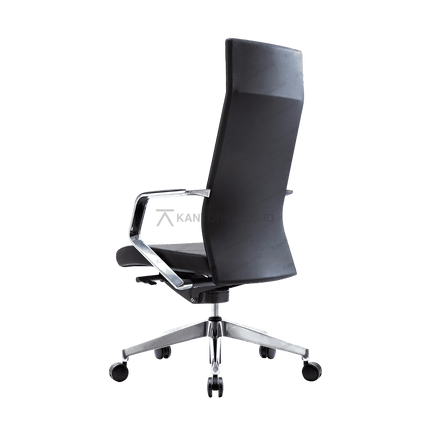 Kursi eksekutif ergonomis Kyle dari FIRM untuk kenyamanan maksimal. Tersedia di Kantorku