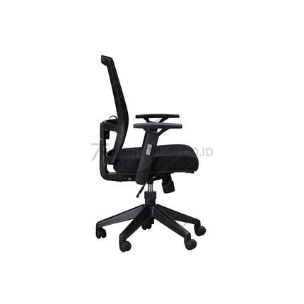Savello Legacy LT1 kursi manajer modern dengan desain ergonomis dan kaki nylon tahan lama, pilihan ideal untuk kantor bergaya minimalis di Kantorku.