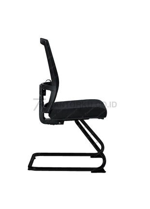 Kursi kantor Savello Legacy V ergonomis dengan kaki cantilever berlapis powder coating hitam Kantorkudotcodotid