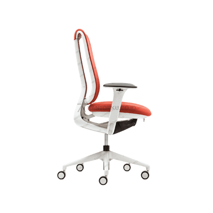 FIRM LIBRA ergonomic office chair dengan dukungan postur otomatis. Tersedia di Kantorku.co.id