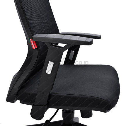 Black office chair with mesh back on a white background - kursi kantor CHAIRMAN  LIVIO TS01103A