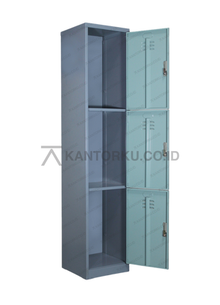 Loker besi 3 pintu Lion Metal L 553 ada di kantorkudotcodotid