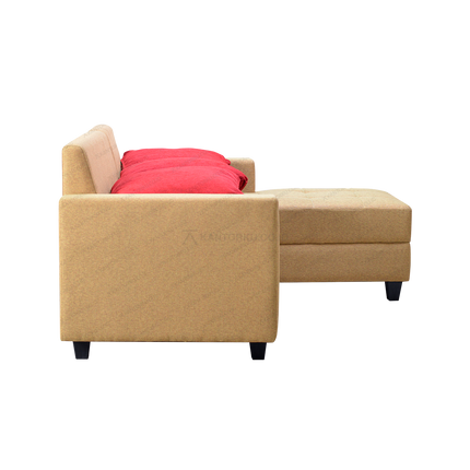 sofa 2 seater jakarta desain modern dengan bantal merah Tersedia di Kantorku