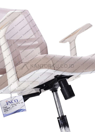 Kursi kantor Malta H WCR menghadirkan kombinasi desain modern dan fungsi ergonomis – tersedia di KANTORKU.