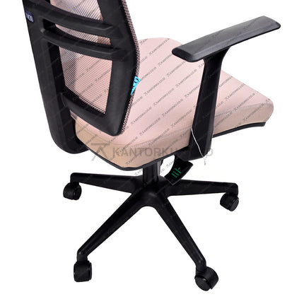 Kursi kantor Malta I dengan rangka kaki nylon kokoh, ideal untuk penggunaan jangka panjang – belanja di kantorkudotcodotid.
