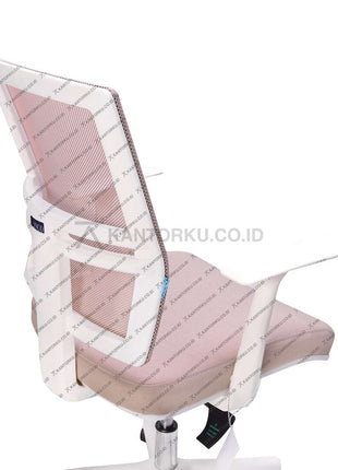 Kursi kantor Malta I WFW ergonomis tanpa sandaran kepala namun tetap nyaman digunakan – belanja di kantorkudotcodotid.