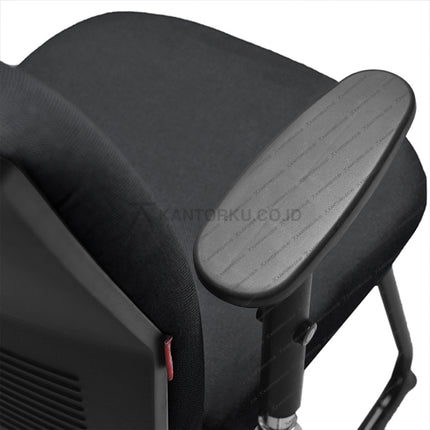 MC1605B_CHAIRMAN_Kantorku.co.id  Black office chair with armrests on a white background