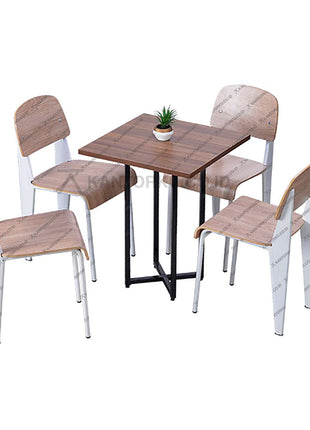 Set furnitur makan bergaya industrial dengan meja kayu dan kursi kayu lengkung — Kantorkudotcodotid.