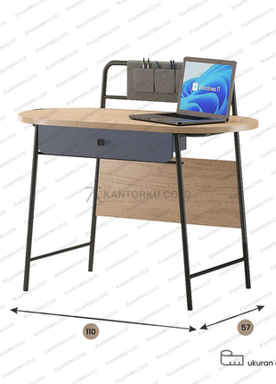 Meja kerja warna Light Wood Grain dan Slate Grey bergaya modern – Tersedia di Kantorku