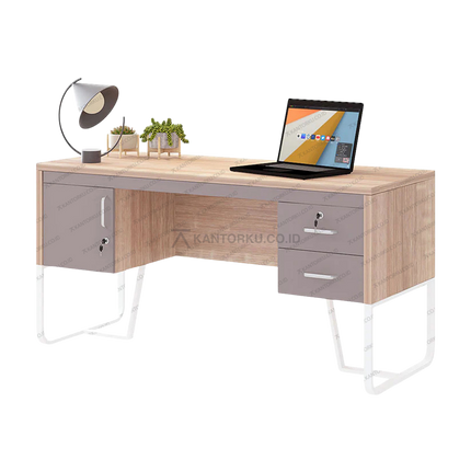Meja kantor OT 158 modern kombinasi warna Natural dan Colt Beige elegan – Tersedia di Kantorku.co.id